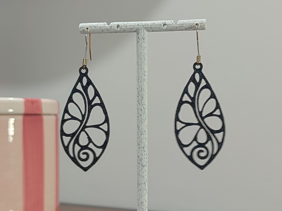 Aretes Hoja Botánica Orgánica 3D model by Layered Art 3D