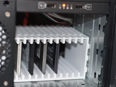 12x 2.5HDD to 5.25 CDROM Bay Adapter