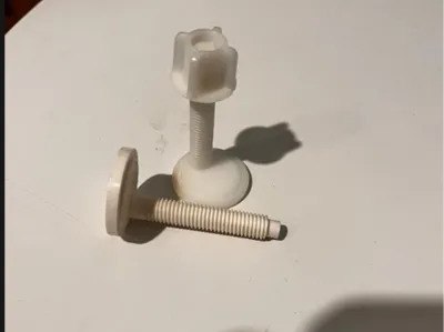 toilet seat fixing