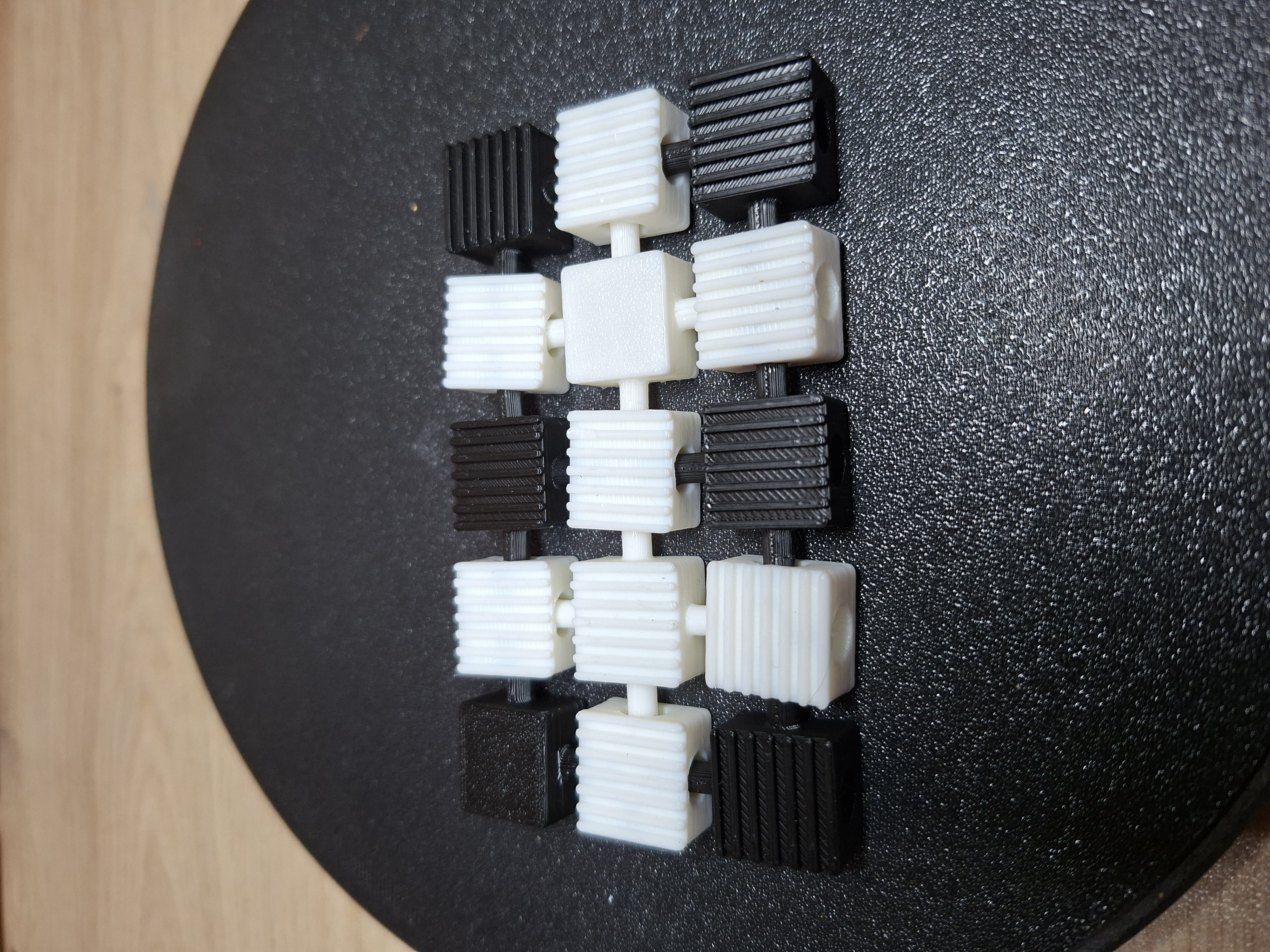 Miniatura 2 do modelo 3D SnapMesh Infinity Click-Block Fidget
