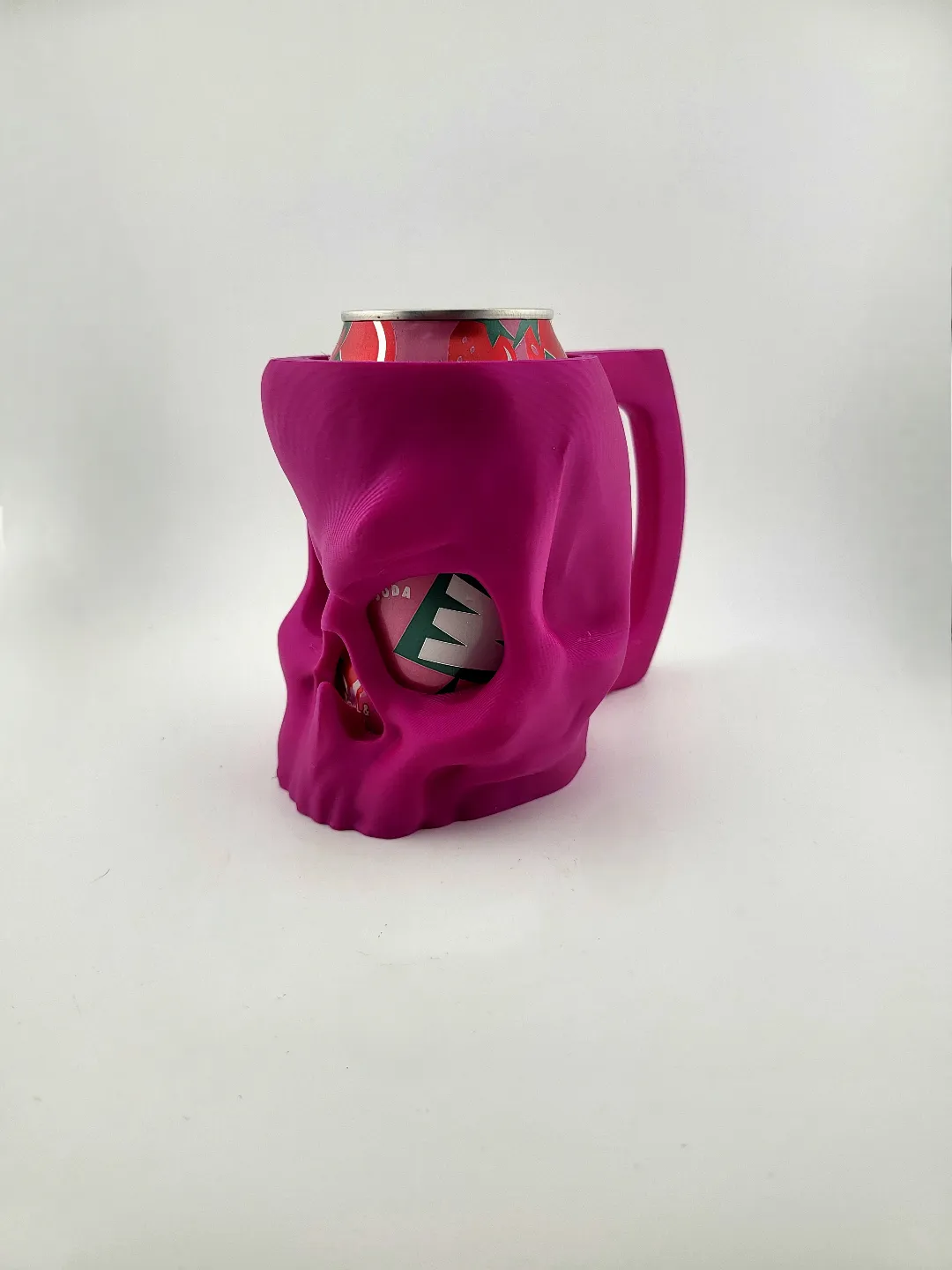 mad skull cup holder view 4