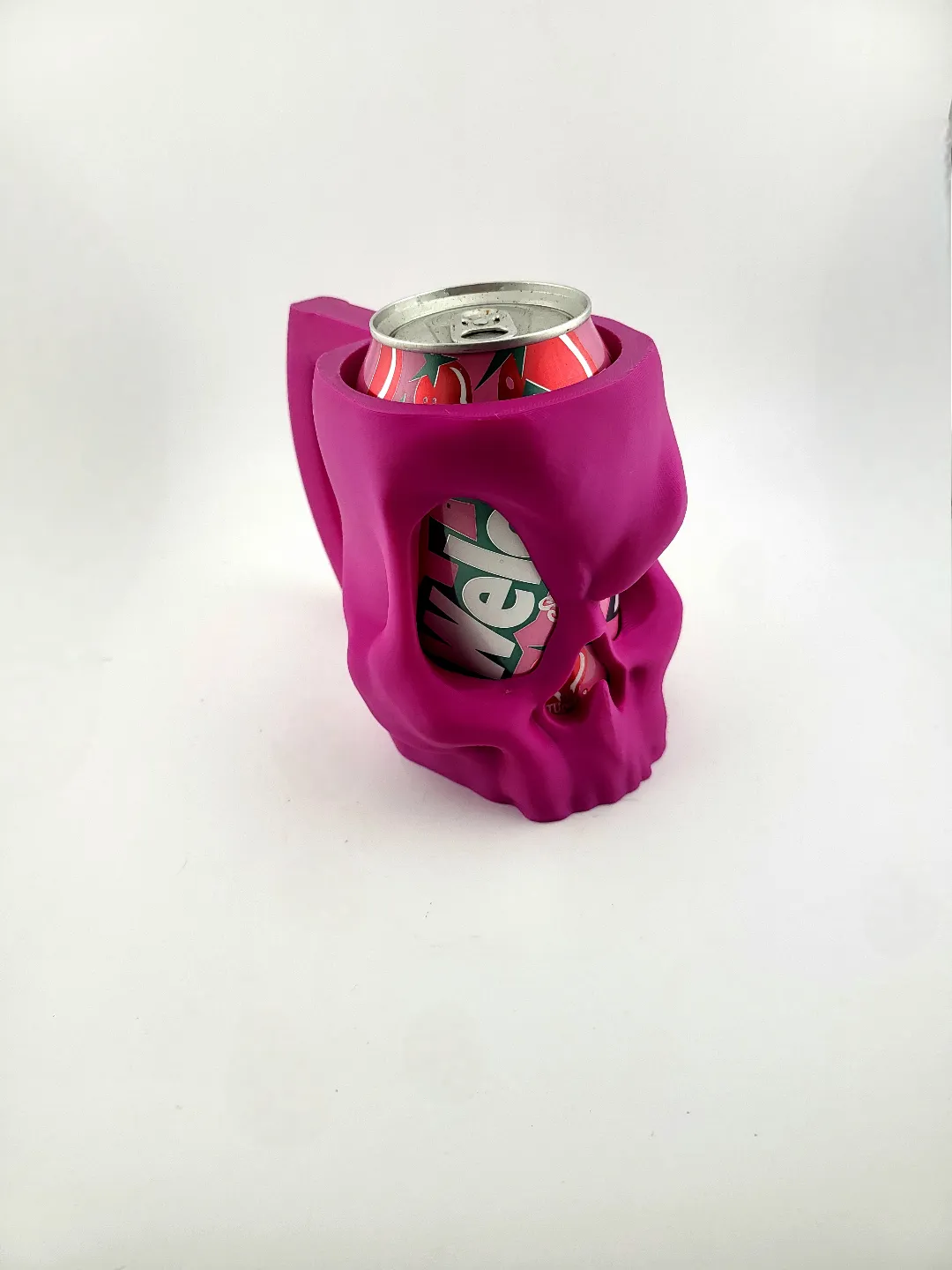 mad skull cup holder view 3