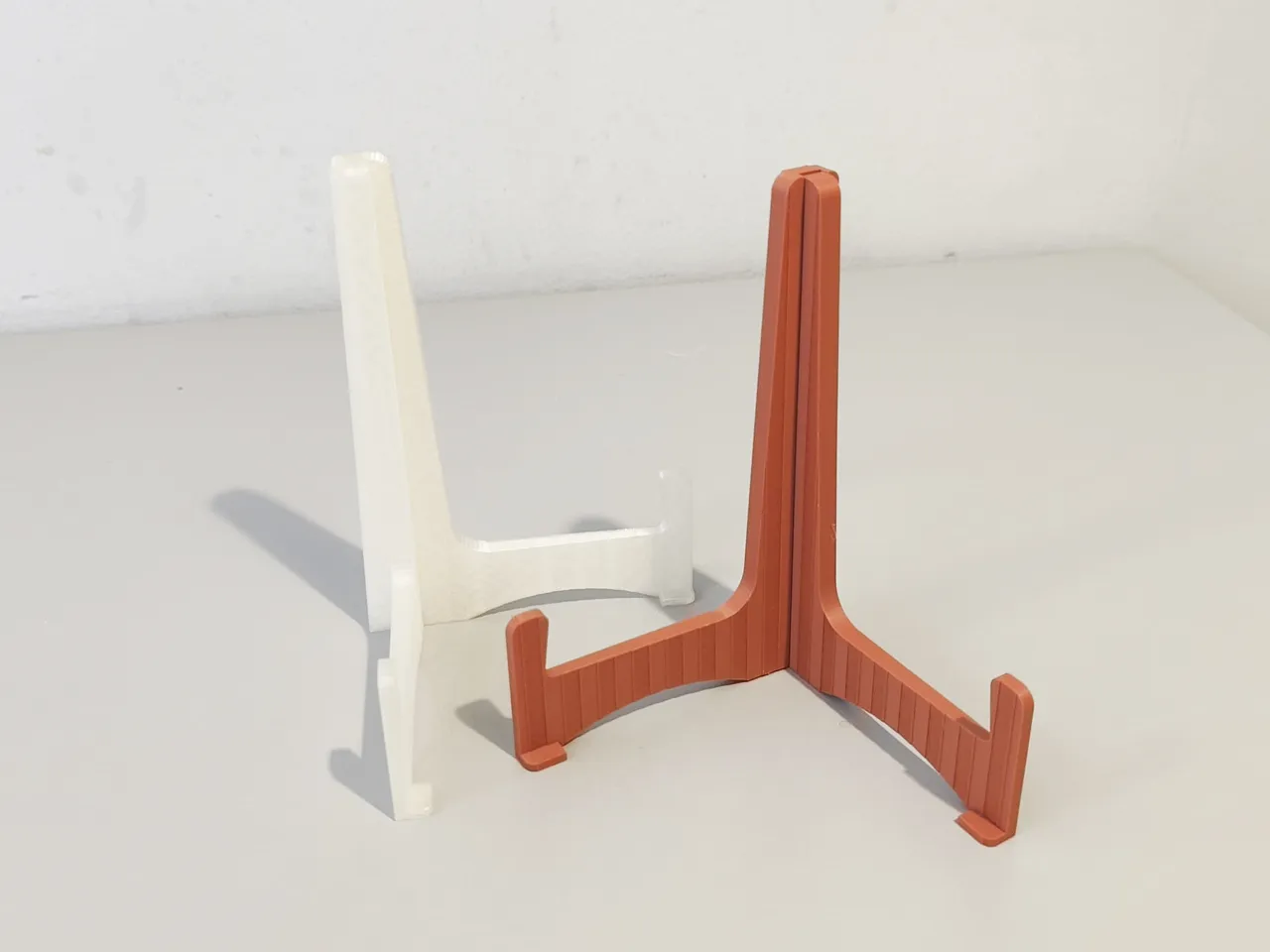 Display Stand for Dishes, Trays, or Tablets view 3