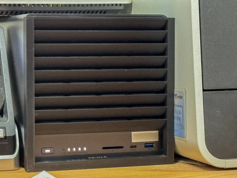UGreen 4800 - Lüftergitter