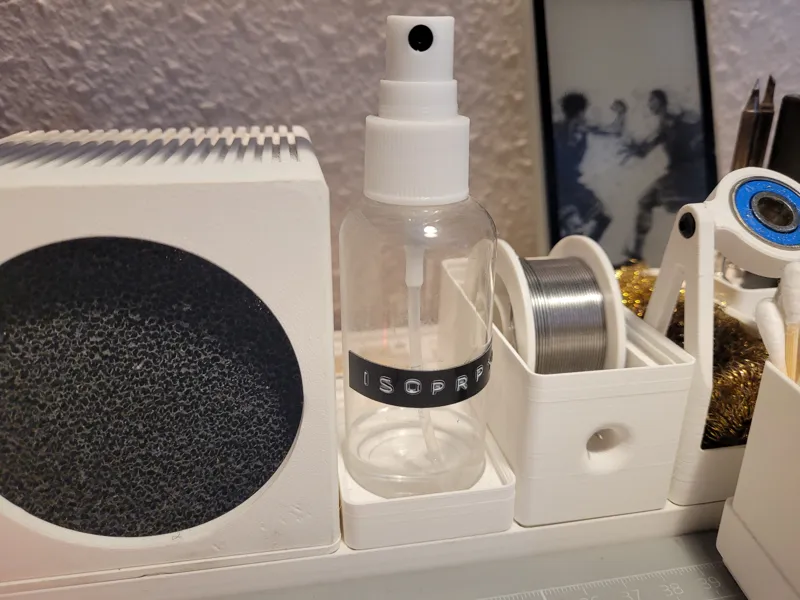 Holder for spray flask 36mm