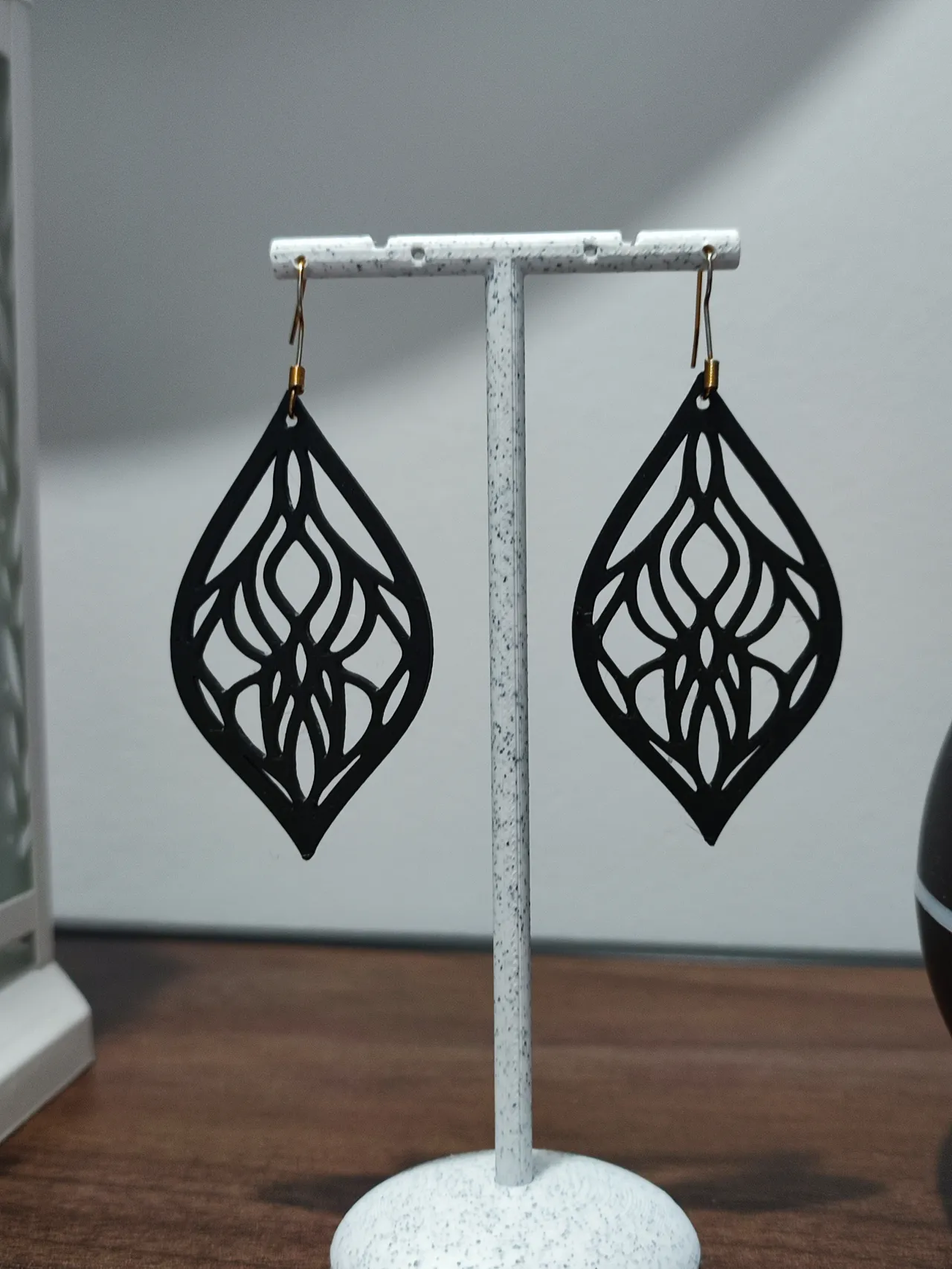 Aretes Llama Eterna view 2