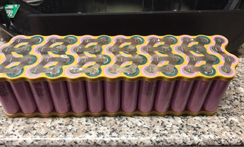 Batteryholder for 18650 Cells