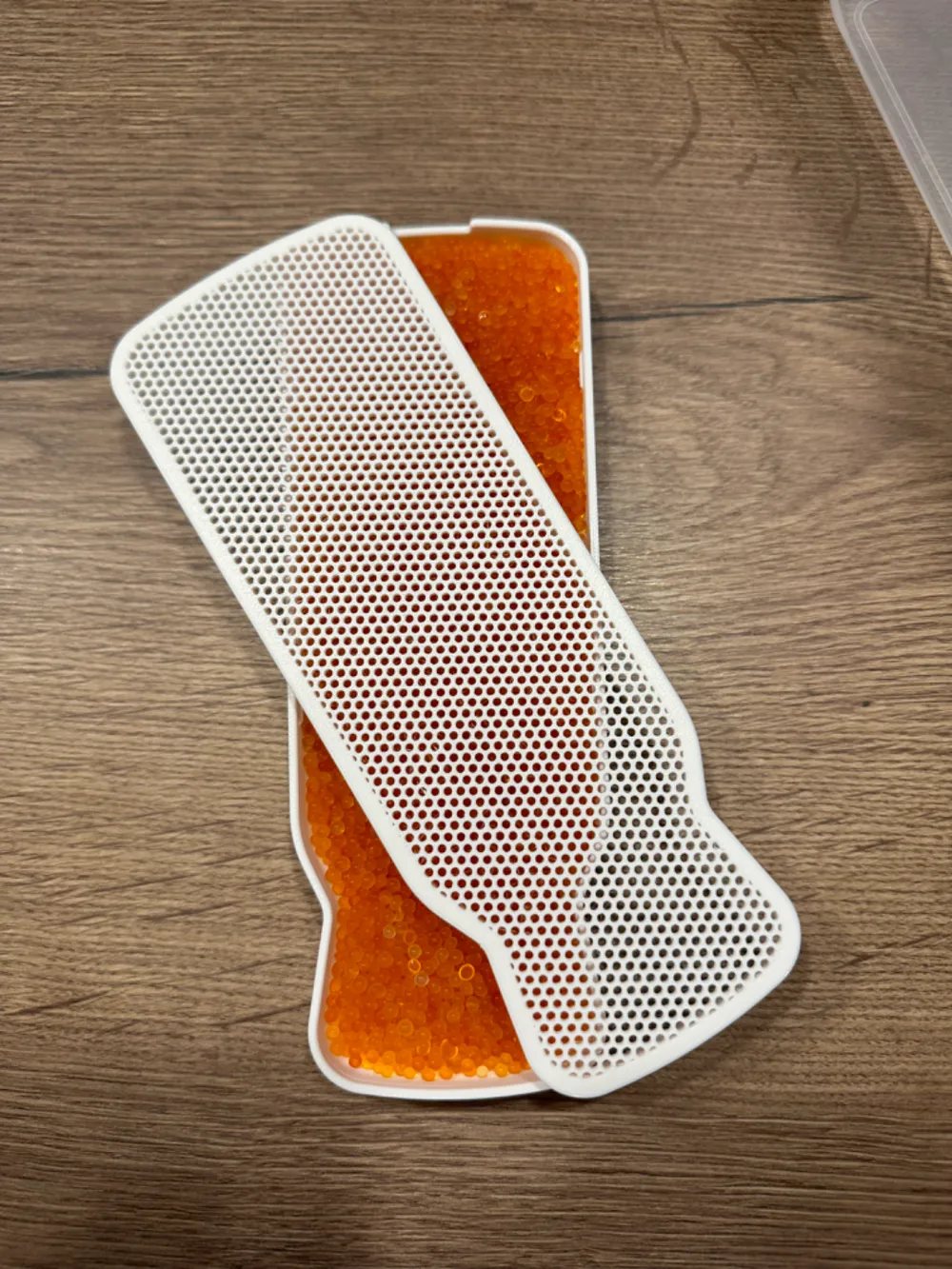 Filament box silica gel holder for cereal box (4l) by chris.krsslt