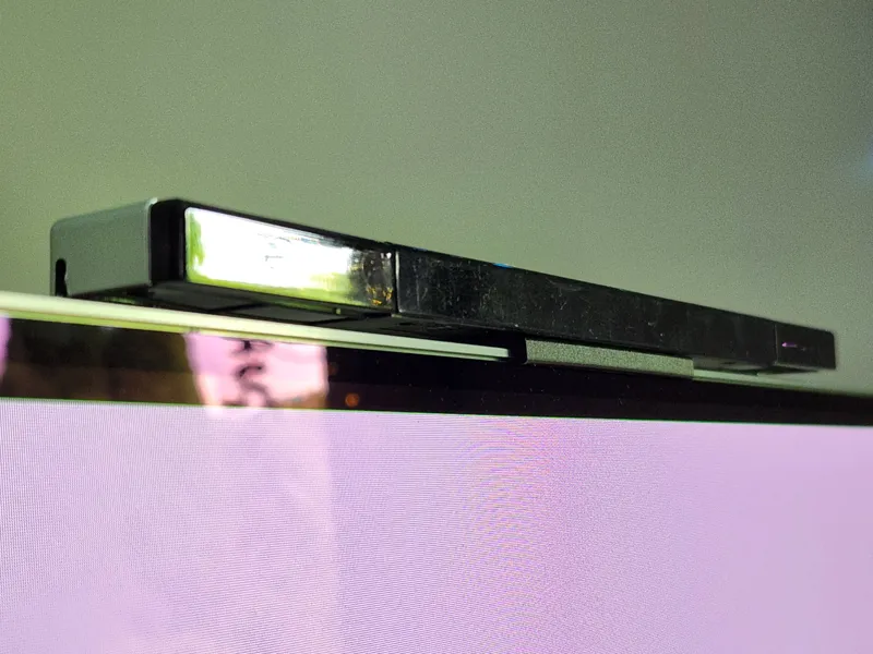 Knockoff Wii Sensor Bar Stand for Oled Screen