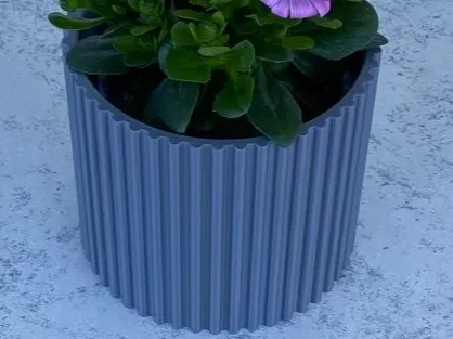 Blumentopf / Blumenübertopf