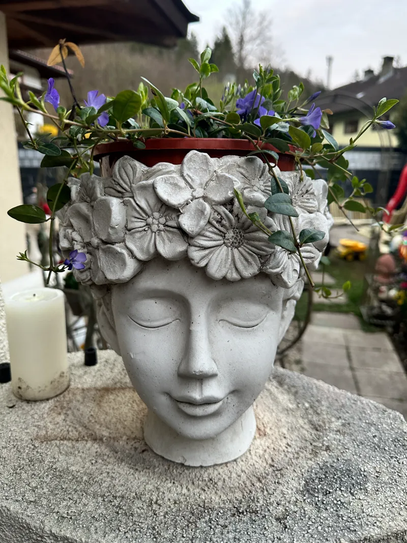 Head with flowers decoration