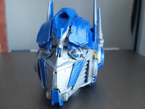 Accesorio para filamento: Optimus Prime Head Display — referencia de MakerWorld