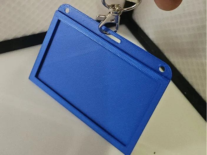 Entry/ID Card Holder (no supports, 10 g filament)