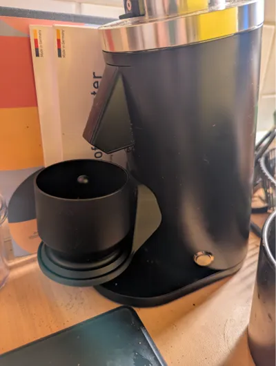 MHW3 Blind shaker holder for DF54 grinder