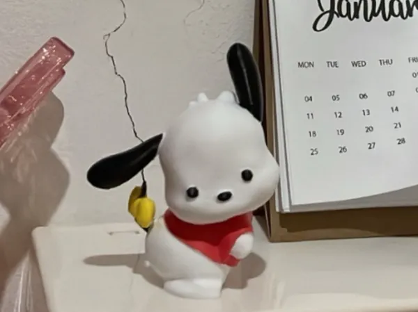 Pochacco avec petit t-shirt mignon
