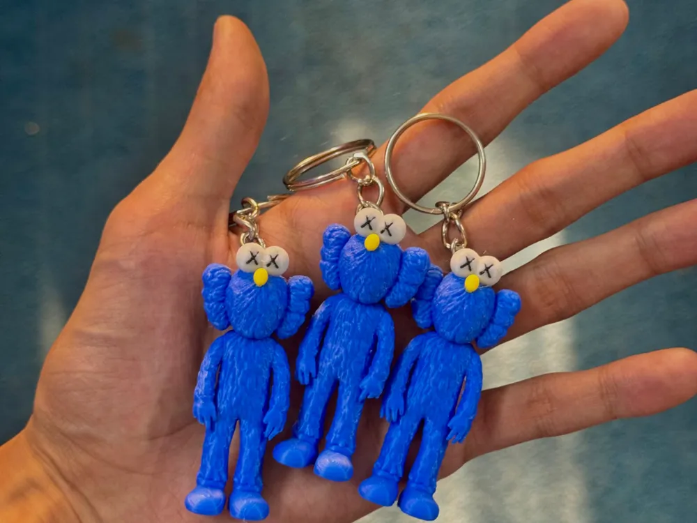 Kaws BFF Companion Keychain - MakerWorld 3D Model | 3Drop
