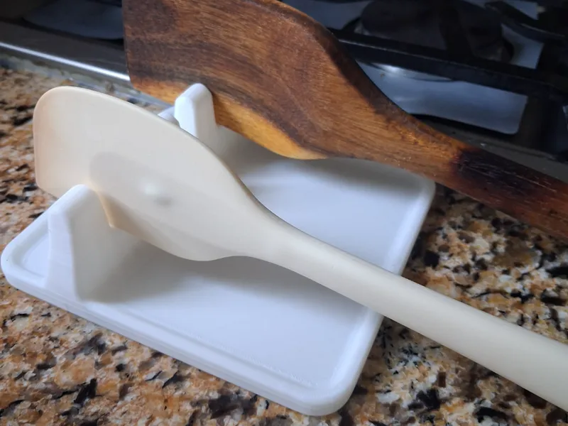 Kitchen utensil holder