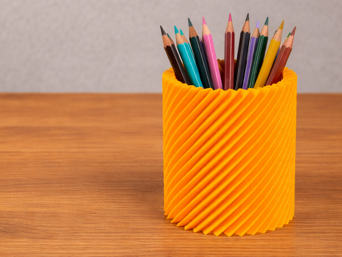 Spiral Ribbed Pencil Holder Twisted Desk Organizer
