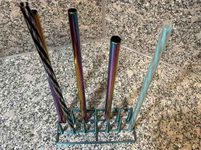 Straw Stand