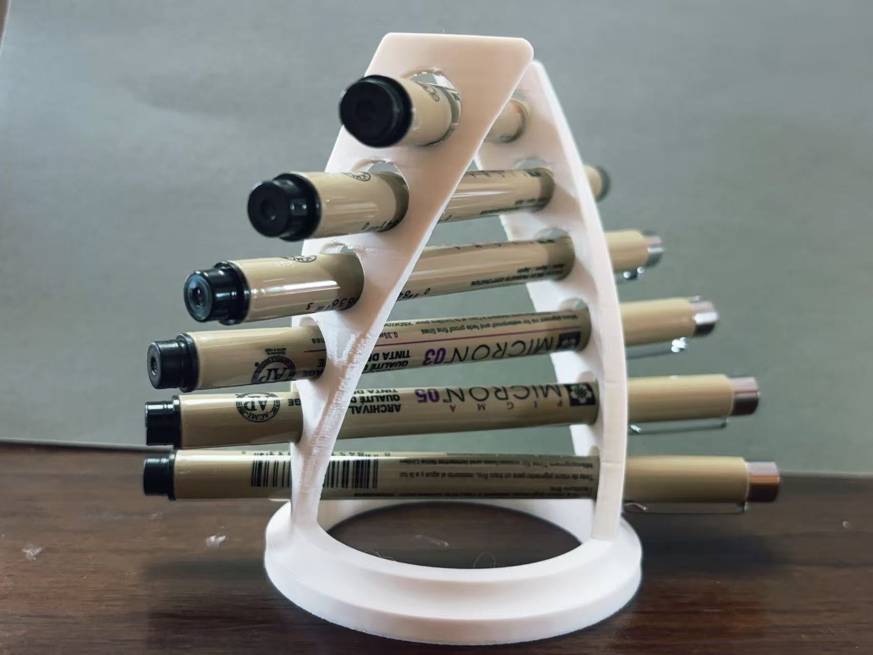 Miniatura 2 do modelo 3D DNA链 旋转笔架