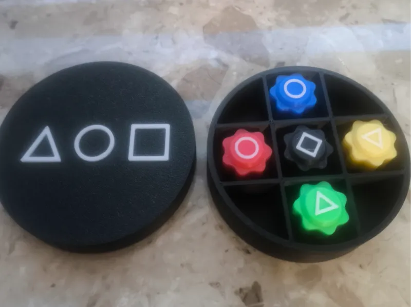 Squid Game 2 Gonggi + case Box