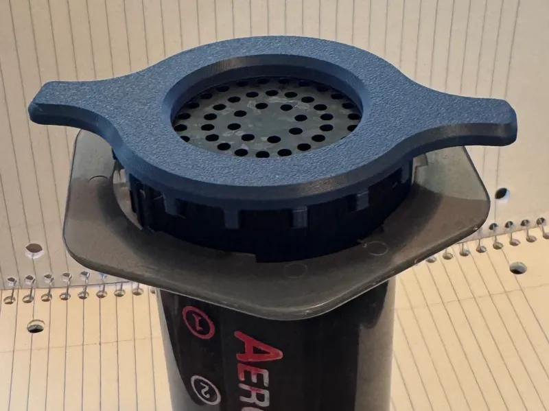 AeroTwist - Aeropress filter cap opener