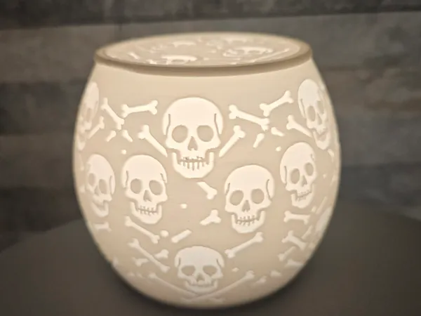 https://makerworld.bblmw.com/makerworld/model/USab6fed2d3e498f/design/2025-12-15_1c95846bc96e.jpg