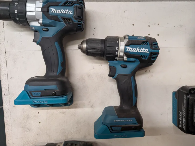 Makita 18V LXT wall mount