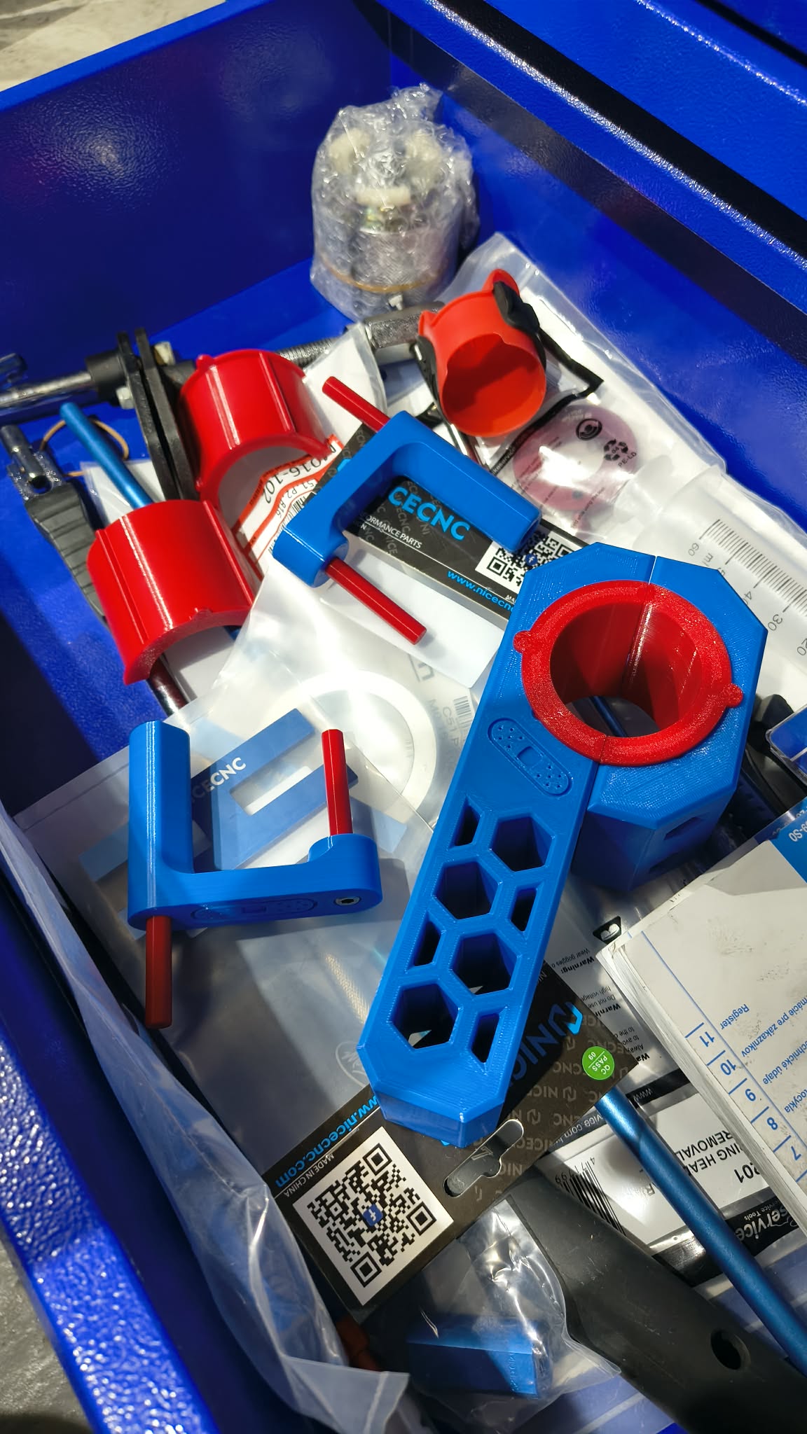 0.8mm nozzle, 0.24mm layer, 5 walls, 25% infill