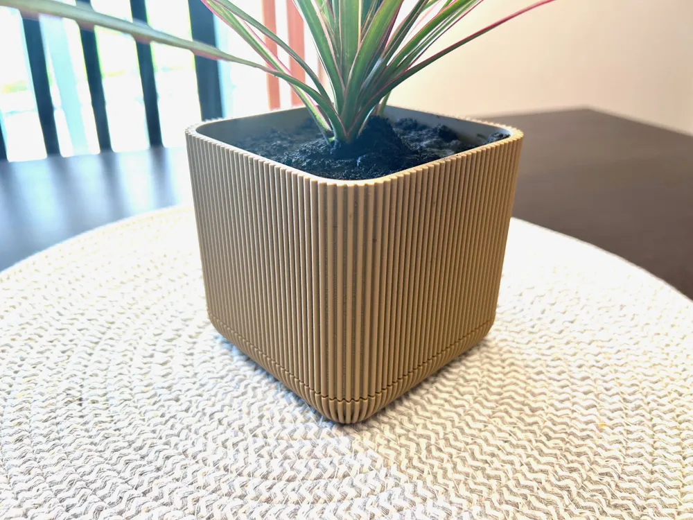 Ribbed Square Plant Pots 4