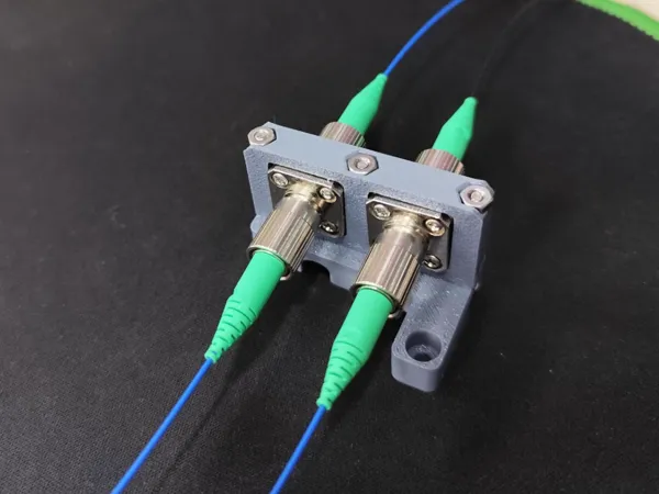 Support pour adaptateur FC fibre optique