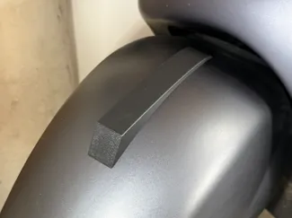 Kotflügelnippel für GTS Vespa im PX Design
