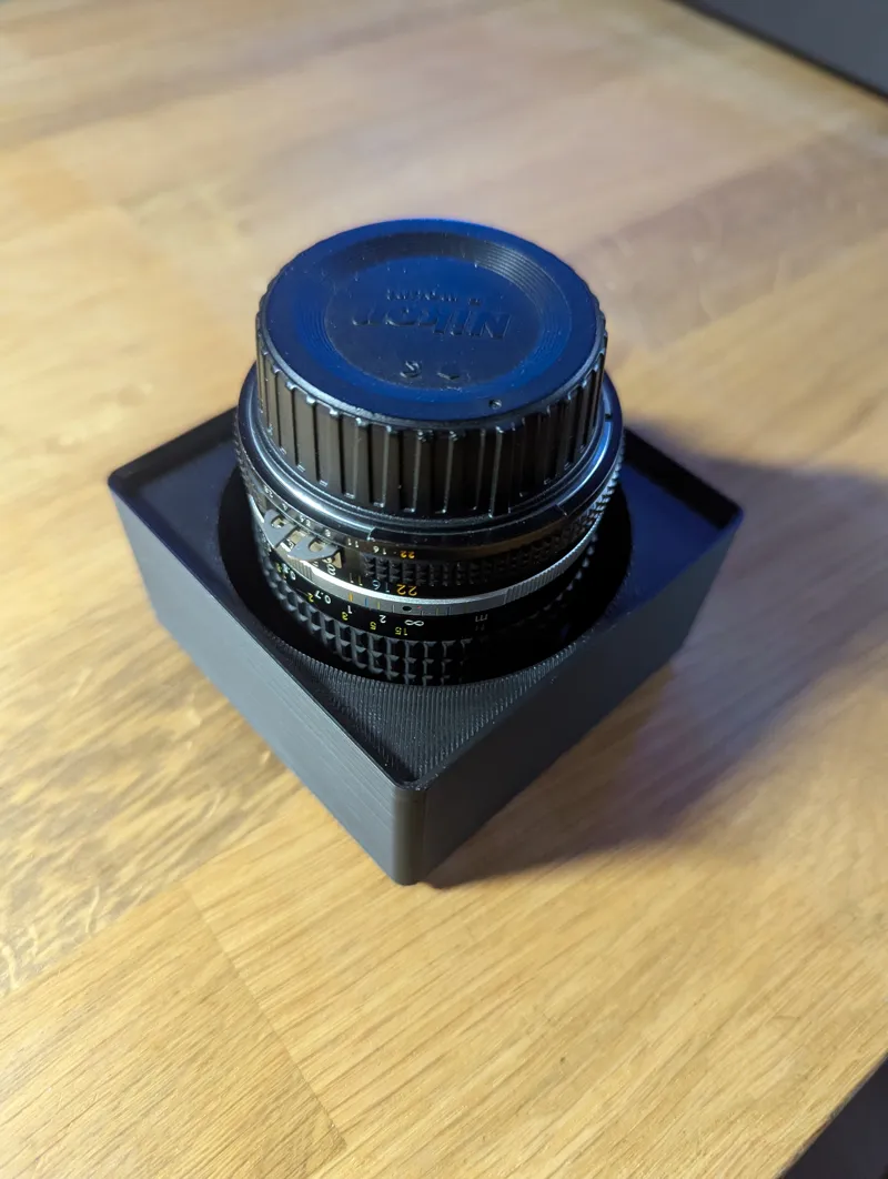 2x2 Gridfinity Nikkor 28 2.8 with HN-2 lenshood