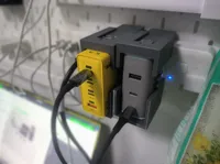正式版V1.0 包含全部零件 按插线板厚度打印