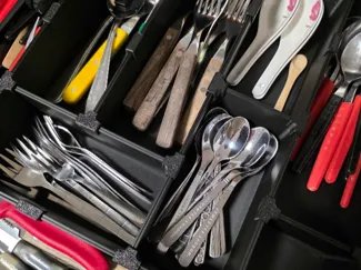 Schubladeneinlage und Verbinder