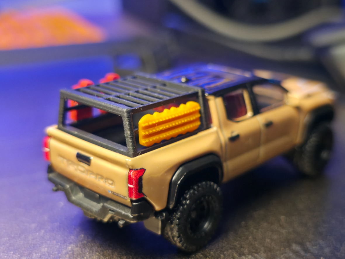 1:64 scale maxtrax traction board