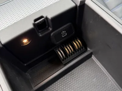 BMW M240i armrest coin holder for euro coins