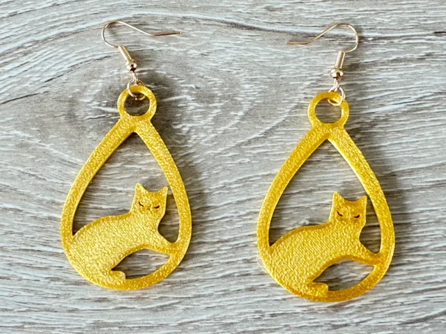 Cat earring
