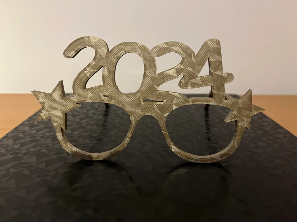 New Year Party Glasses (Without Screws And Support!) by Tiborges ...