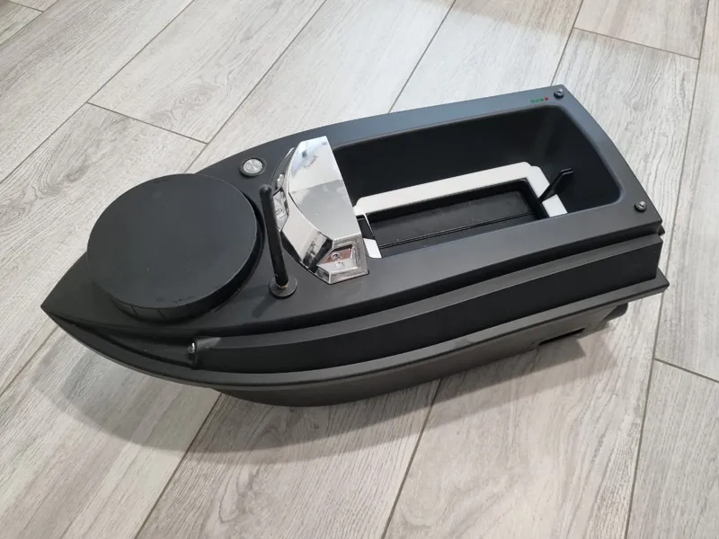 Carp Boat v030 container