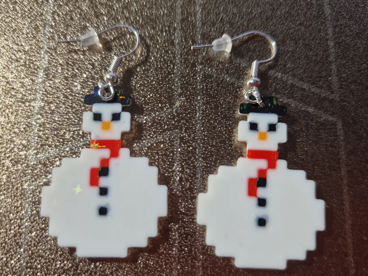 Snowman earrings/keyring view 2