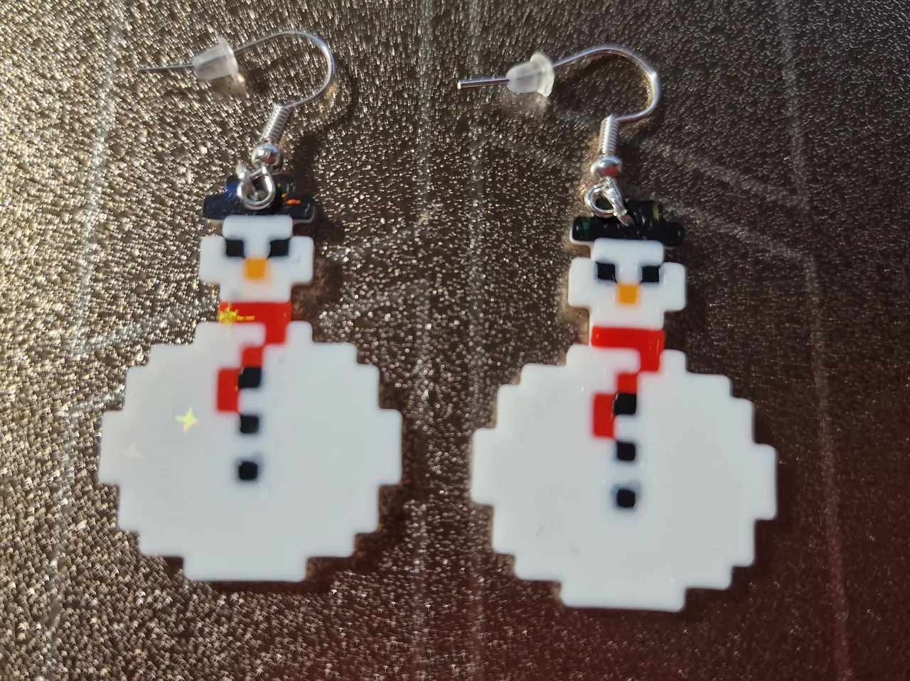 Snowman earrings/keyring view 4