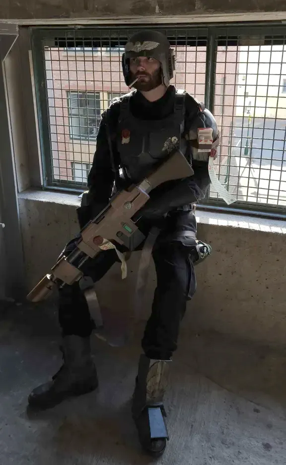 Cosplay Hunting Rifle Lazer gun for cosplay - Free 3D Print Model - MakerWorld