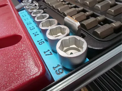 Pittsburgh Metric Bolt Extractor Set