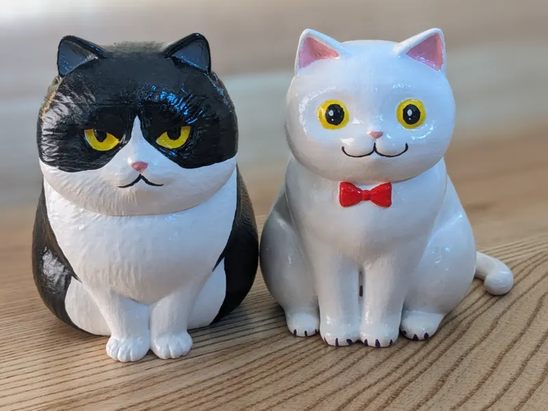 Hachi & Maruru – Chats du manga Chat des rues