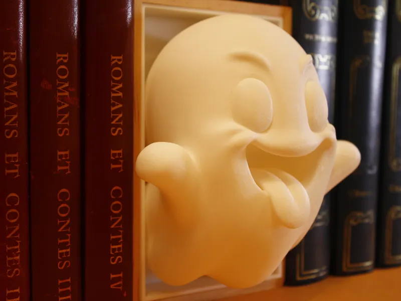 Ghost Book Nook