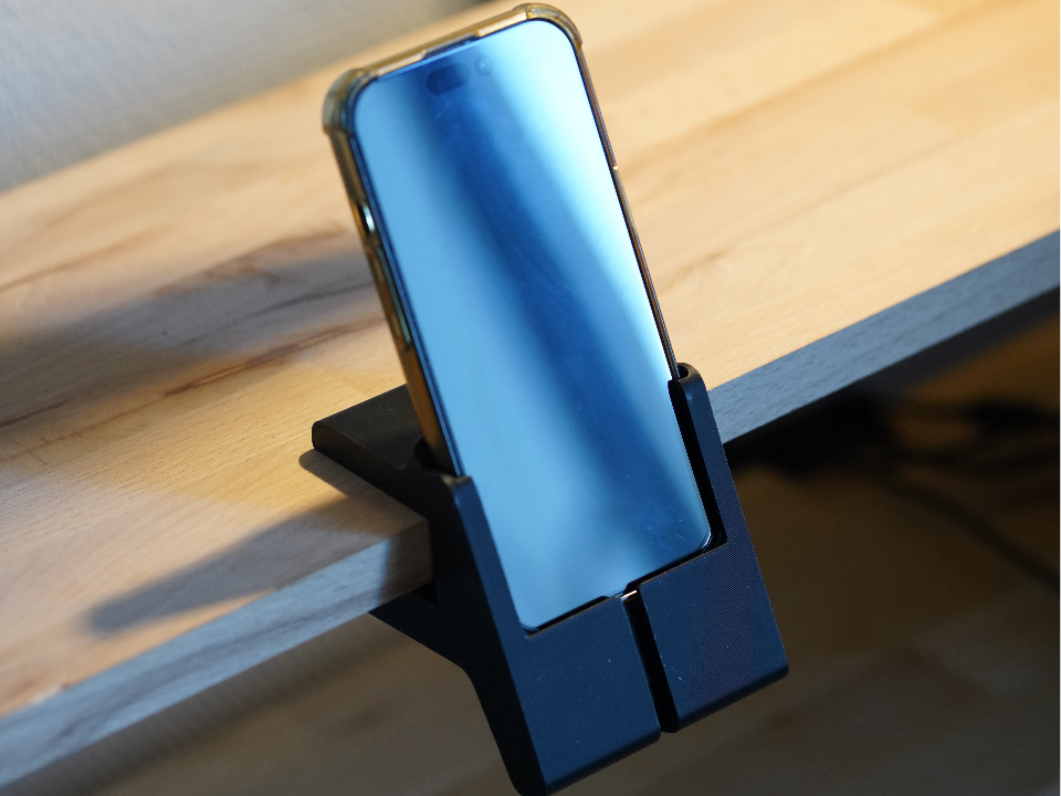 Desk iPhone support 3D model