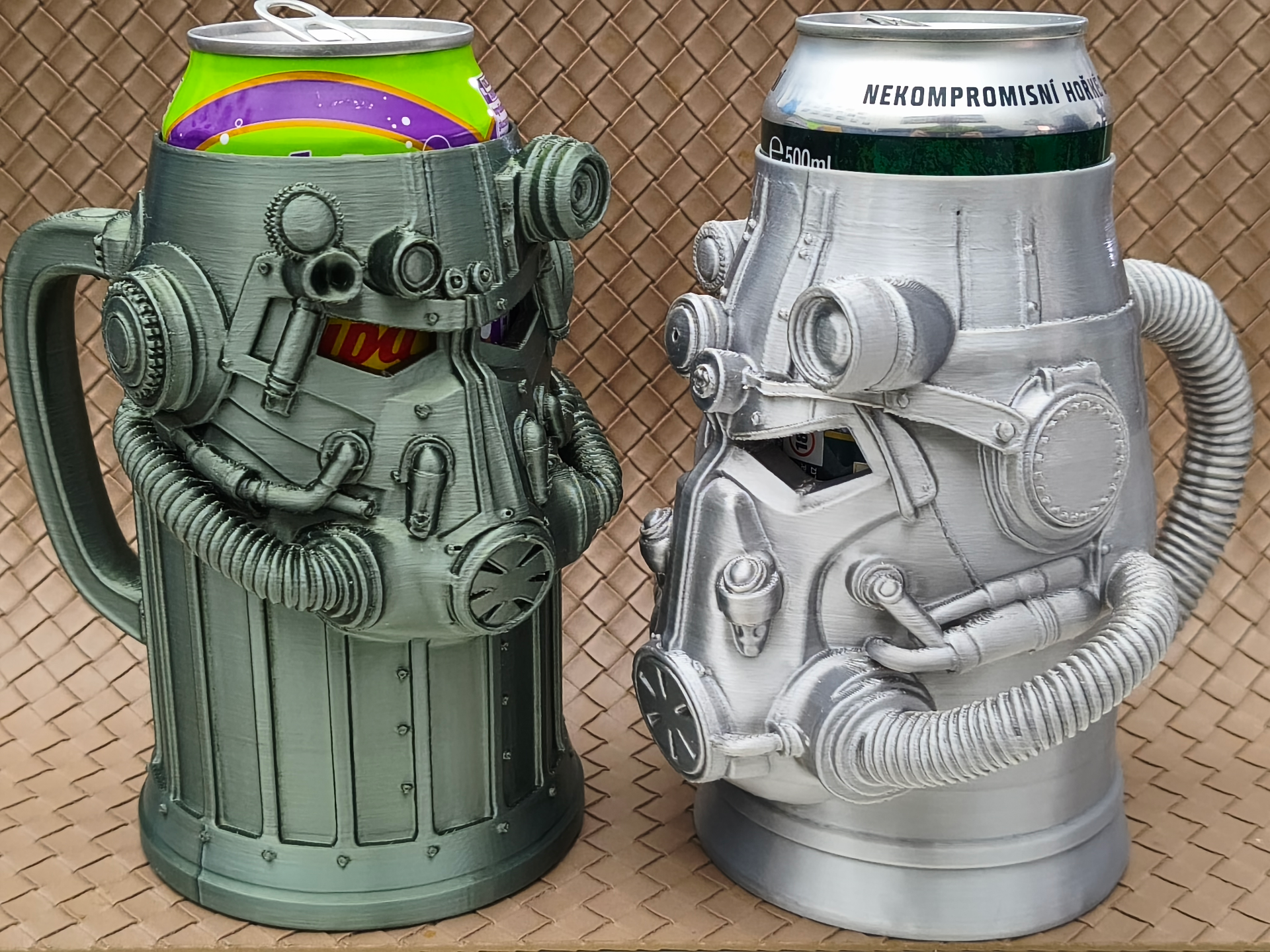 T45-T60 Power Armor Helmet -Can Holder (Two types)