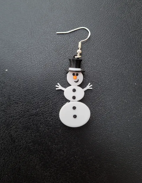 snowman articulated earring view 3