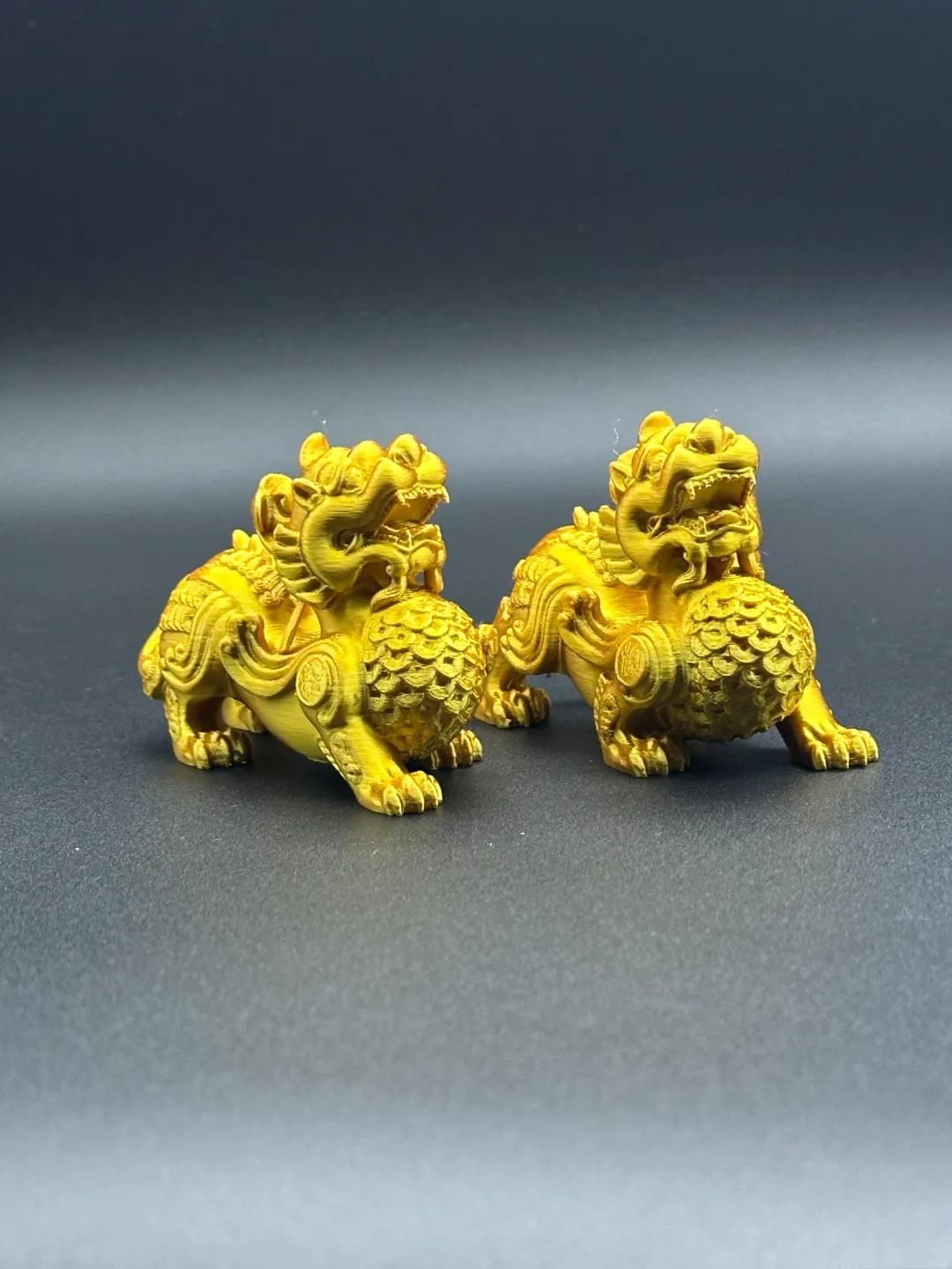Miniatura 2 do modelo 3D 金钱貔貅（一对、单个1.8h、27g）